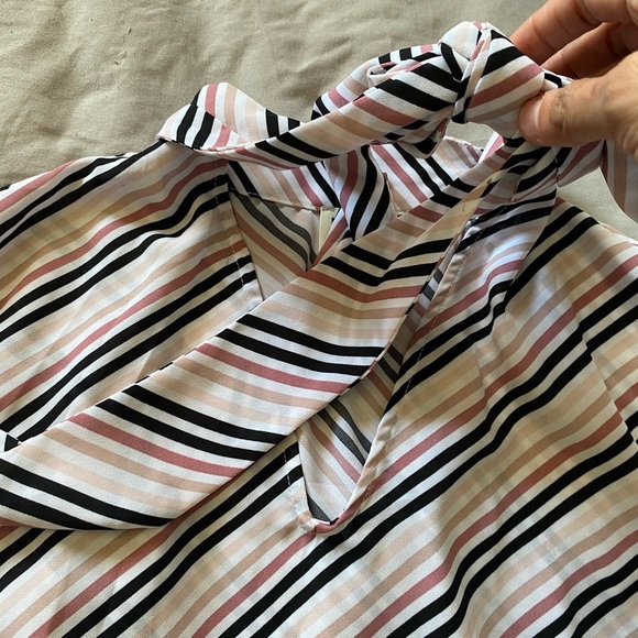 Anne Klein Striped Sleeveless Top size L like new - Picture 7 of 7